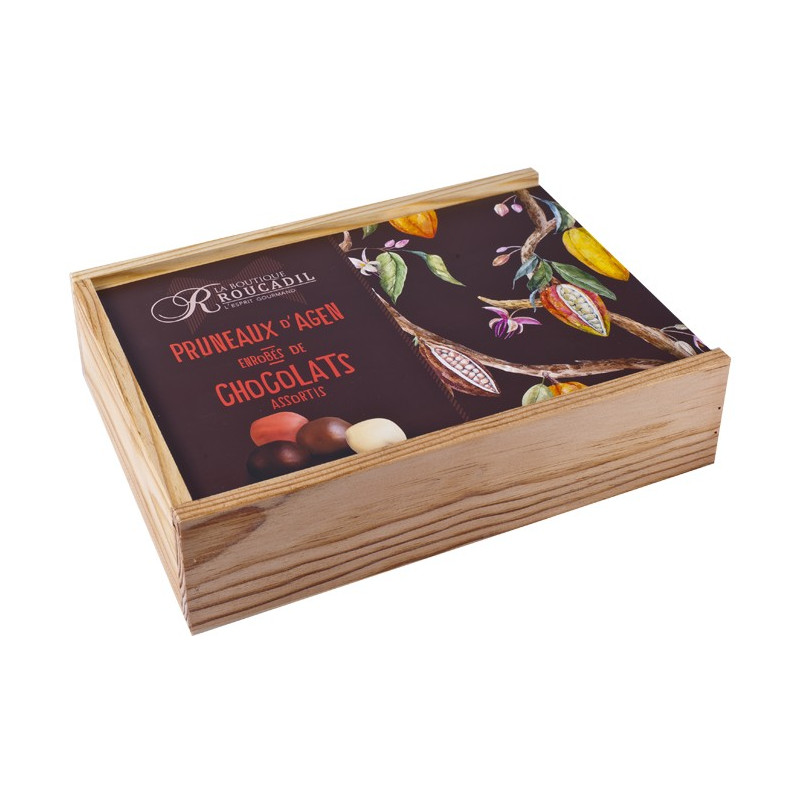 Pruneaux d'Agen enrobés de chocolats assortis Pruneaux d'Agen enrobés de chocolats assortis